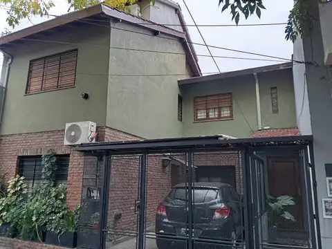 A 3 c/ de Av. Maipú.  3 amb. PA. Sin expensas. Entrada independiente. CON RENTA HASTA SEPT 2026.