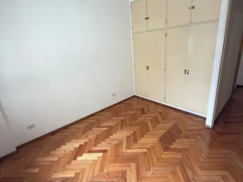 Departamento en Alquiler 50 años
