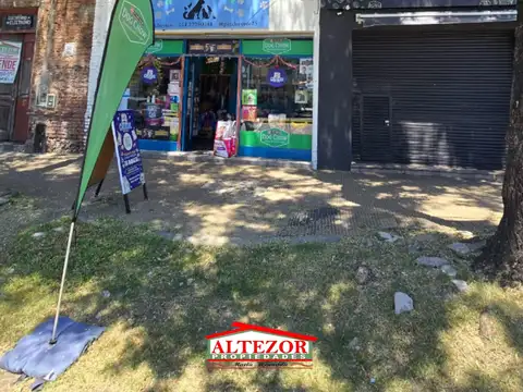 Av. Tomás Márquez, entre Braschi y Moreno