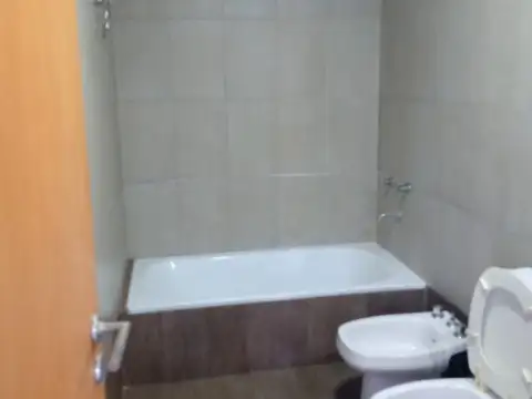 San Martín Centro: Departamento 2 amb. APTO PROFESIONAL