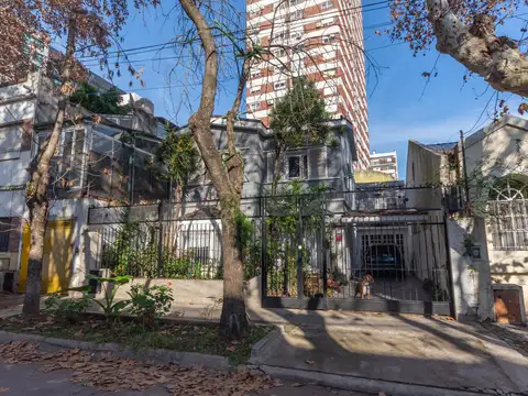 Casa en venta 6 ambientes en Olivos