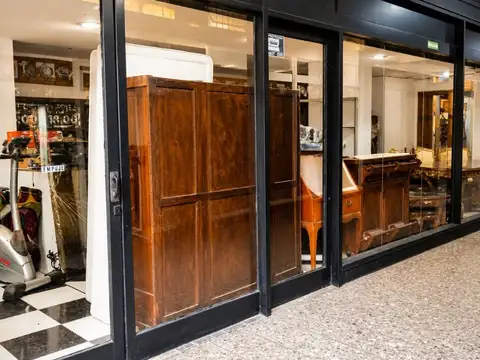 Local en Venta 58 años