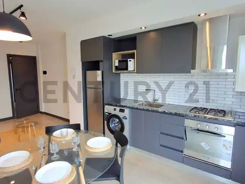 Venta Departamento 2 ambientes con balcón sobre A.v Paso