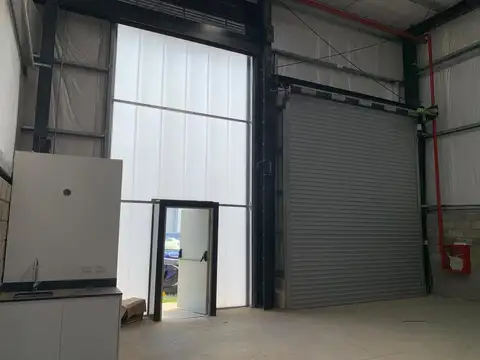 Galpon en Alquiler en Benavidez, USD 7.380