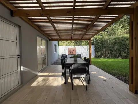 Casa en Venta en City Bell, USD 154.990