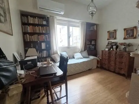 Departamento en Venta en Botanico, USD 180.000