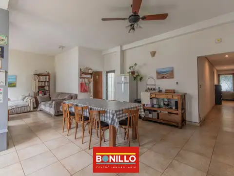 Depto Tipo Casa 5 ambientes con 2 baños