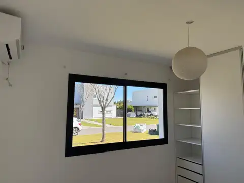 Casa en Alquiler al Noroeste
