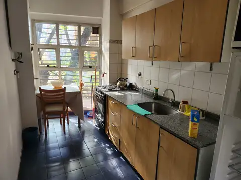 Mario Bravo 1100, Piso 2