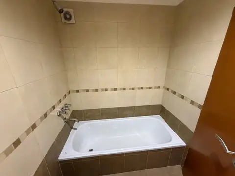 Alquiler departamento de 2 ambientes en Wilde centro