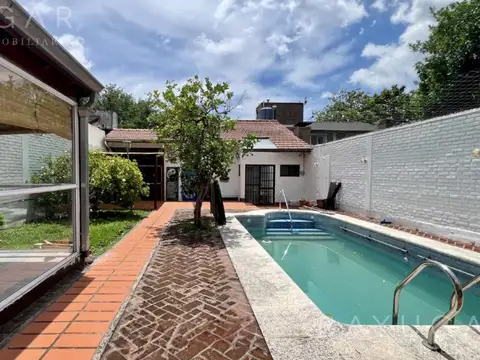 Venta Casa con Pileta - Ranelagh