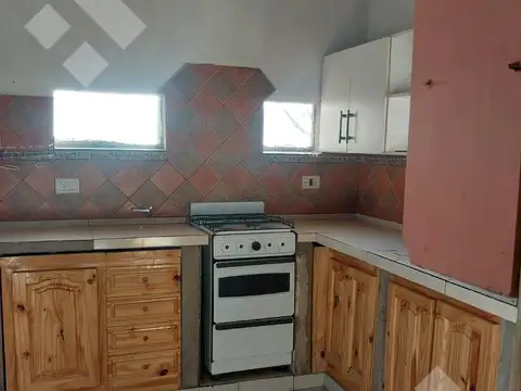 VENTA-CASA-3 DORMITORIOS-BARRIO PREIS -CATRIEL RIO NEGRO -LIMA 400