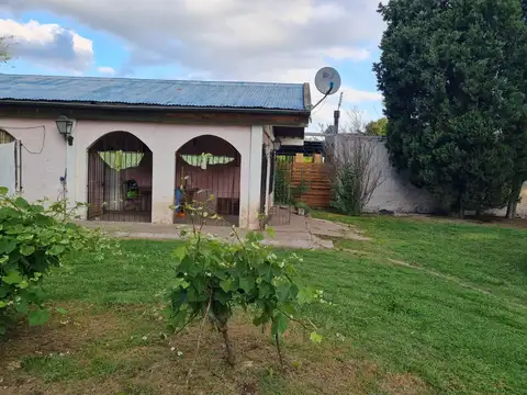 Venta, Casa Quinta, 5 Ambientes, Pileta, Cochera, Parrilla, Virrey del Pino