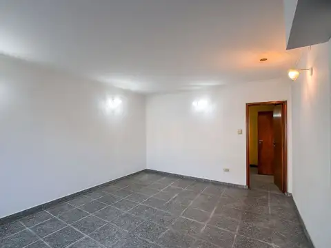 Casa en Venta en La Plata, USD 77.000