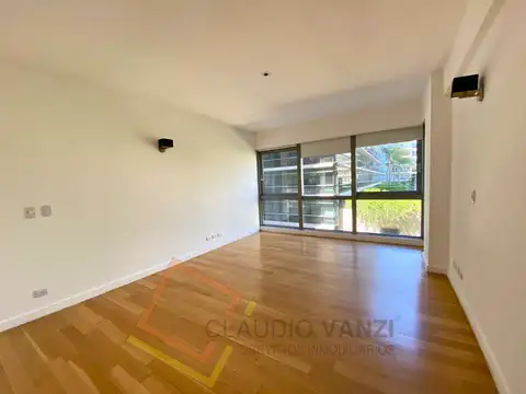 Departamento en Alquiler con 1 cocheras