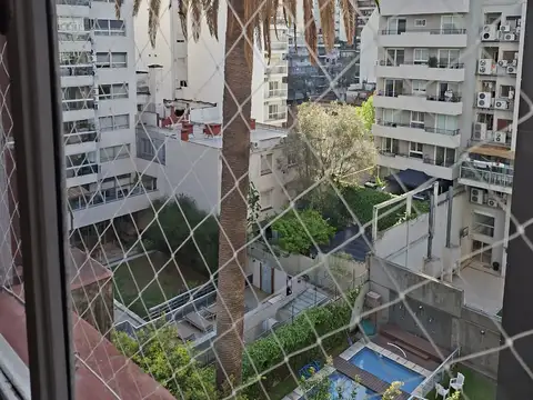 EXCELENTE CONTRAFRENTE CON VISTA A JARDINES EN EXCELENTE UBICACION