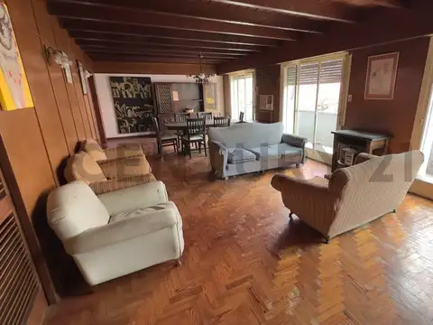 Departamento en Venta de 5 dormitorios