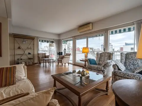 venta depto 2/3 dorm cochera balcon Recoleta