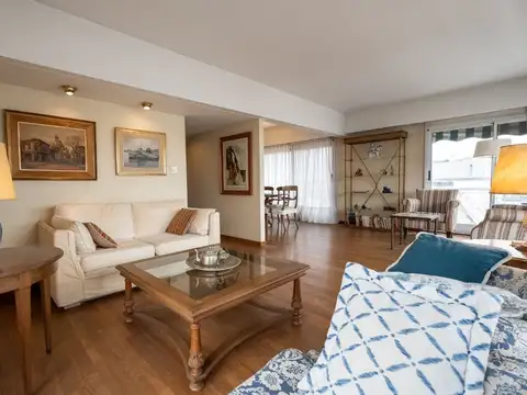 Departamento en Venta de 4 ambientes