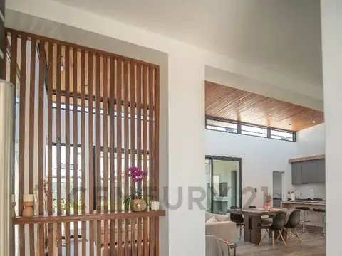 457 9 y 10 El Quimilar , Piso 0
