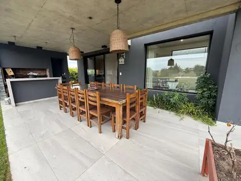 CASA EN VENTA - EL CAMPO FINCAS EXCLUSIVAS CARDALES