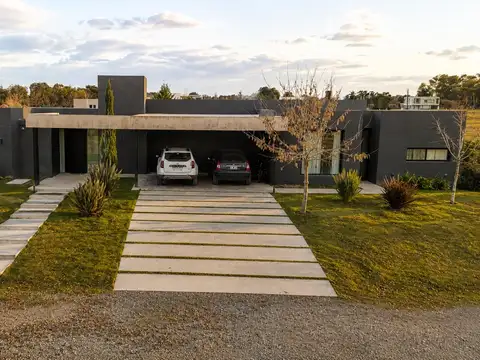 CASA EN VENTA - EL CAMPO FINCAS EXCLUSIVAS CARDALES