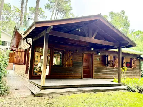 Casa en Venta en Carilo, USD 184.000