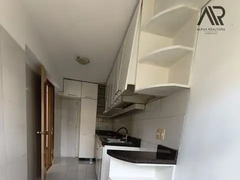 Departamento 6 ambientes con 2 baños