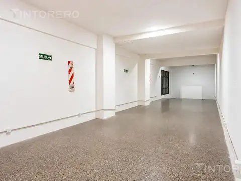 Local en Venta 45 años
