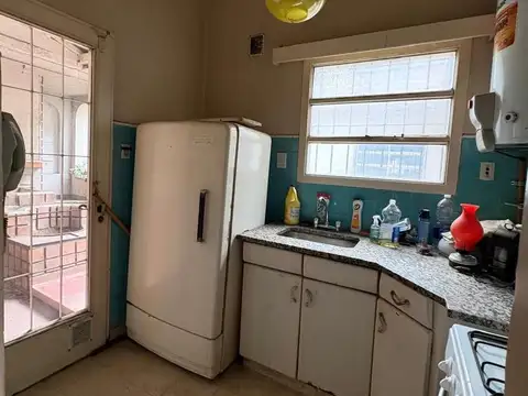 Depto Tipo Casa 4 ambientes con 2 baños