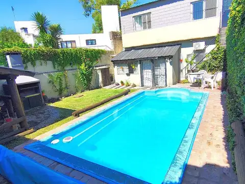 CASA 4 AMB C/ JARDÍN, PILETA QUINCHO HURLINGHAM