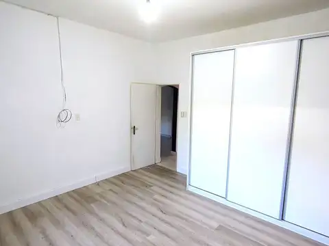 CASA 4 AMB C/ JARDÍN, PILETA QUINCHO HURLINGHAM