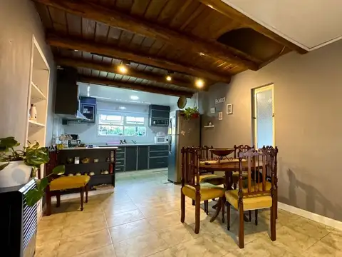 Casa en Venta en Villa Primera, USD 135.000