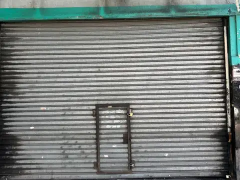 Local en Alquiler en Constitución, $ 1.300.000