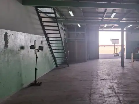 Galpon en Alquiler en Vicente López, USD 2.400
