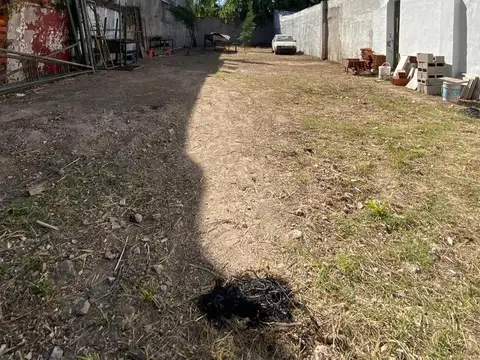 Terreno en Alquiler 40  mts Fondo