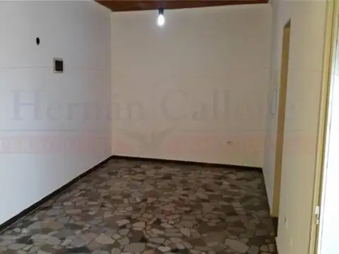 Depto Tipo Casa en Venta en Lomas del Mirador, USD 280.000