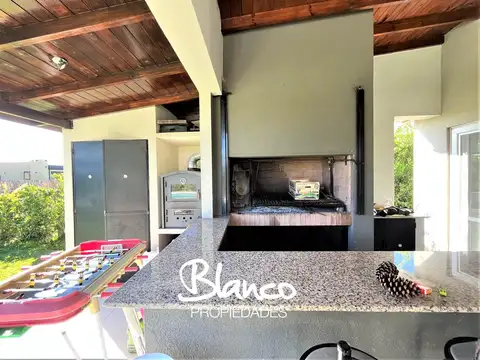 Casa en Venta en Pilar Del Este, USD 260.000