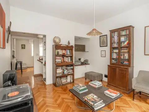 Depto Tipo Casa 5 ambientes con 2 baños