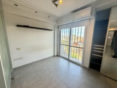 Departamento en Alquiler en Haedo Sur, $ 430.000