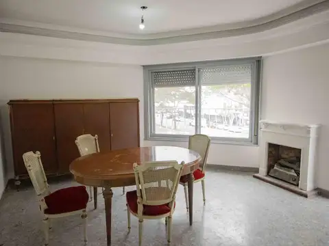 Depto Tipo Casa 4 ambientes con 2 baños