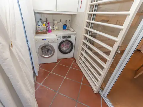 Depto Tipo Casa en Venta 27 años