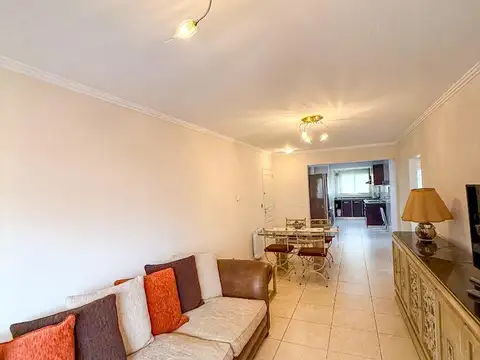 Departamento 3 ambientes con 2 baños