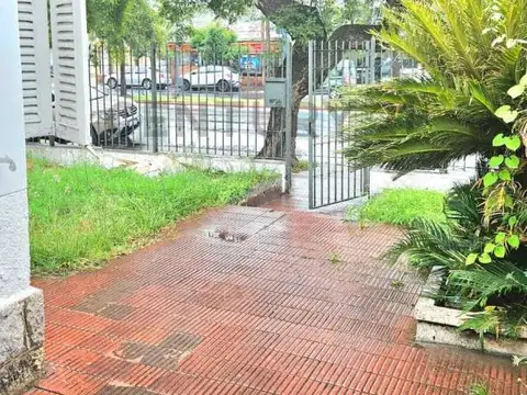 Oficina en Alquiler en Parque Capital, $ 1.600.000