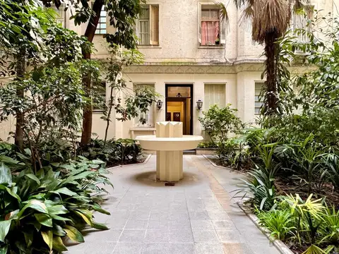 Venta departamento 3 ambientes en San Nicolás reciclado y amoblado