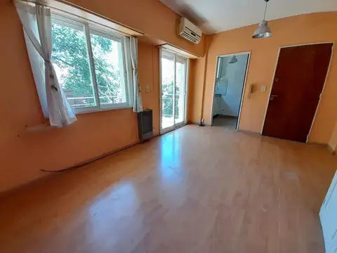 Departamento en Alquiler en Balvanera, $ 350.000