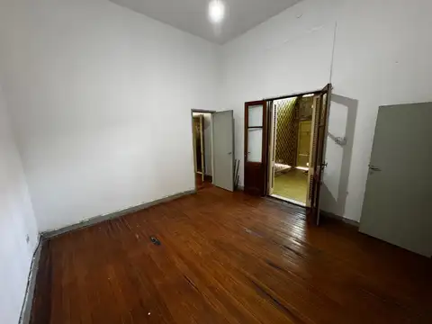 Casa en Alquiler en Mataderos, $ 980.000