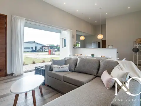 Casa en Venta en Costa Esmeralda, USD 250.000