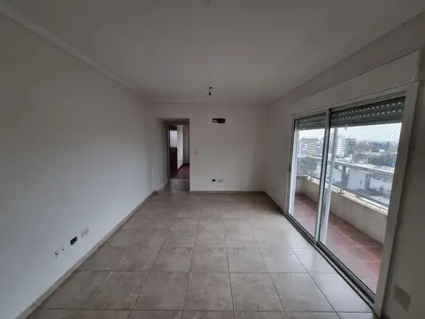 Departamento en Alquiler en Villa Ballester, $ 600.000