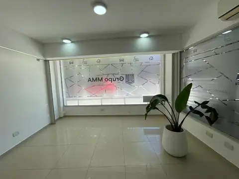 Importante Edificio Inteligente en 3 plantas en Ramos Mejía. Destino comercial
